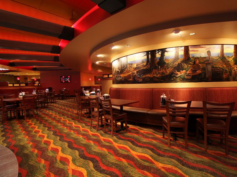 Chinook-Winds-Casino_Silezt-Bay-Buffet_Casino-Buffet-Seating-Mural-1800x1200